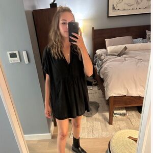 BNWOT size small Free People black v-neck women's tunic